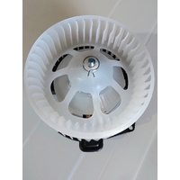 RIGHT HAND REAR EVAPOURATOR MOTOR ASSEMBLY SUITABLE FOR TOYOTA HIACE 1/2011 TO 2019