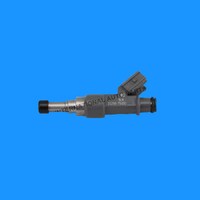 Toyota Hilux petrol fuel injector suits Hilux TNG16 Workmate with petrol 2TR-FE engine from 3/2005 2006 2007 2008 2009 2010 2011 2012 2013 2014 9/2015